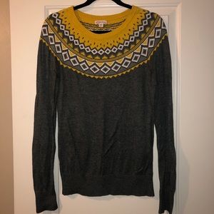 Scoop neck sweater